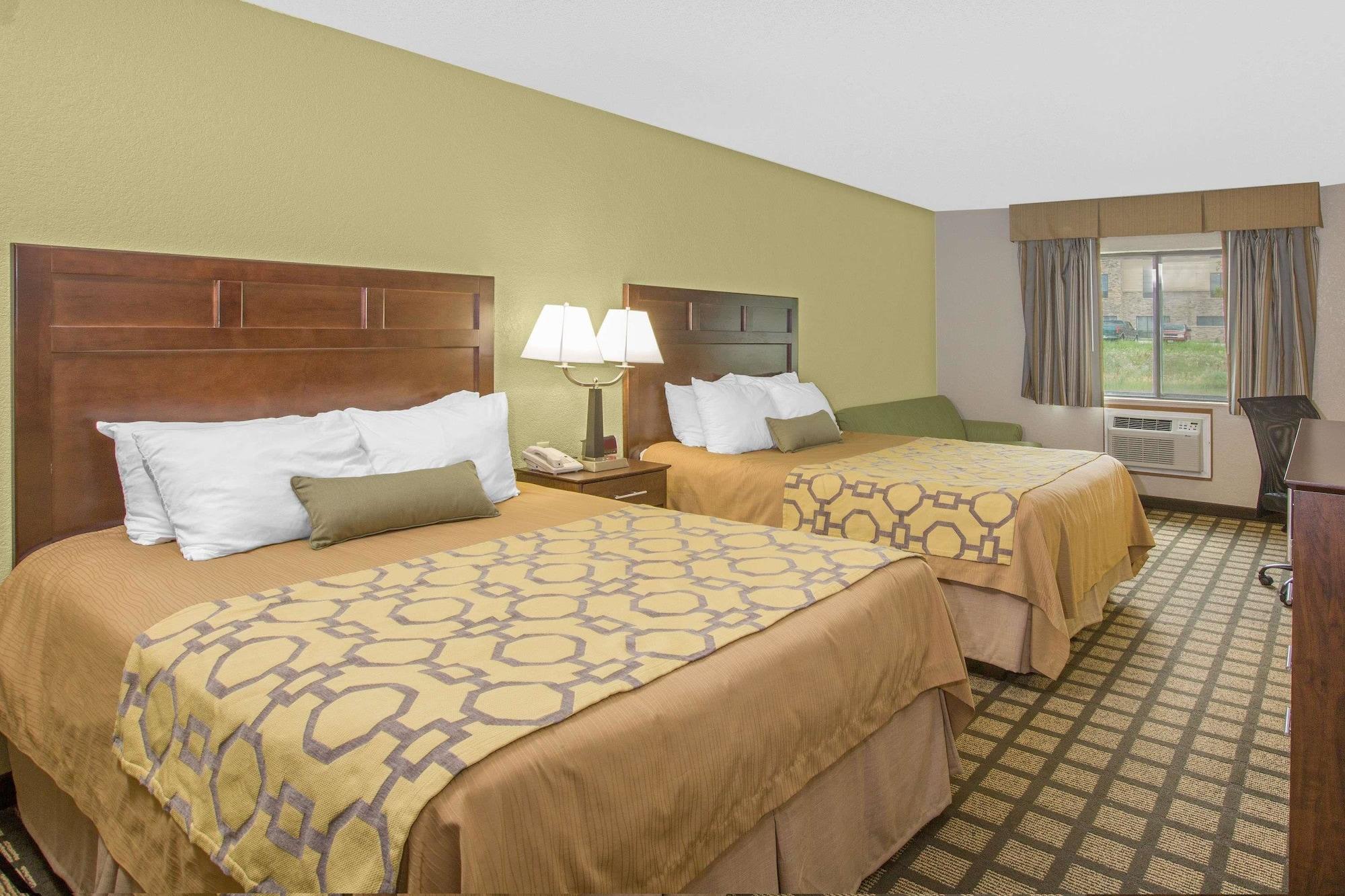 Baymont By Wyndham Ames Hotel Exterior foto