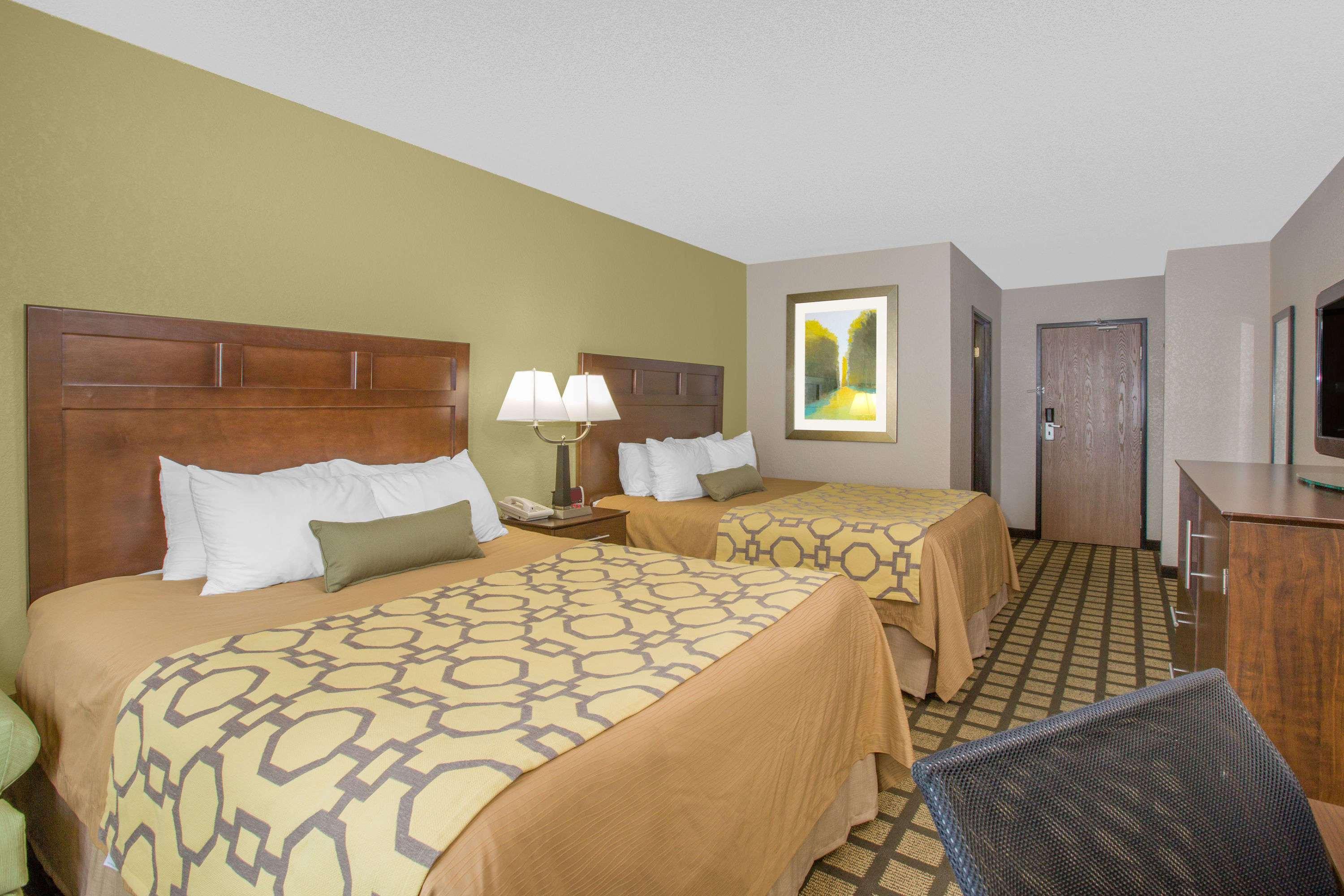 Baymont By Wyndham Ames Hotel Exterior foto